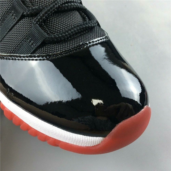 Authentic Jordan 11 breds FREE SHIPPING!!! - Picture 4 of 7